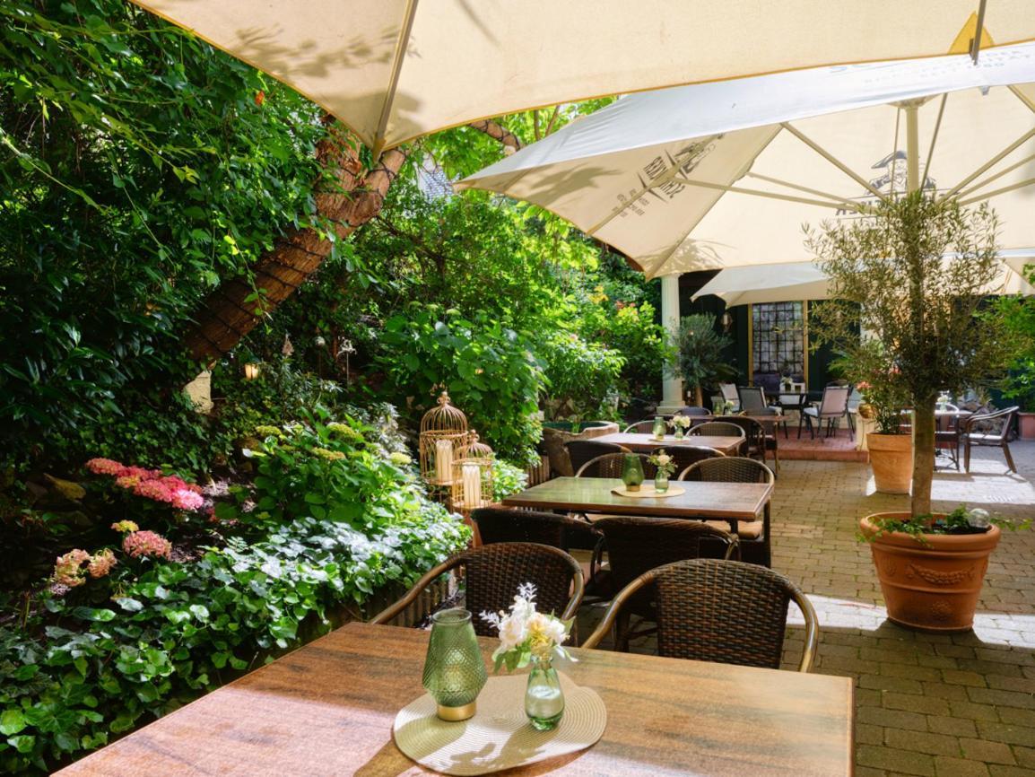 Hotel-Restaurant Central Am Koenigshof Viernheim Exteriör bild