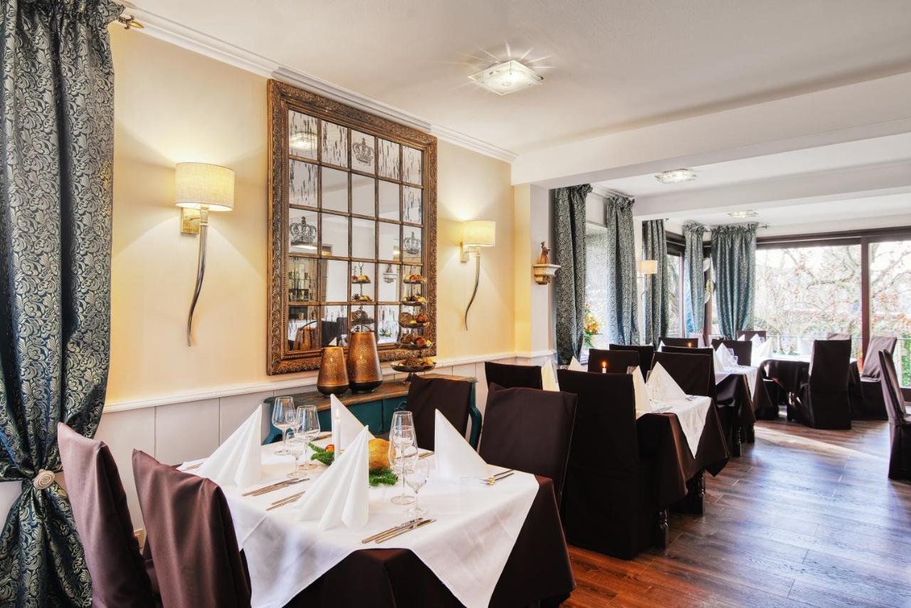 Hotel-Restaurant Central Am Koenigshof Viernheim Exteriör bild